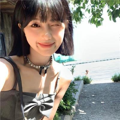 君有云